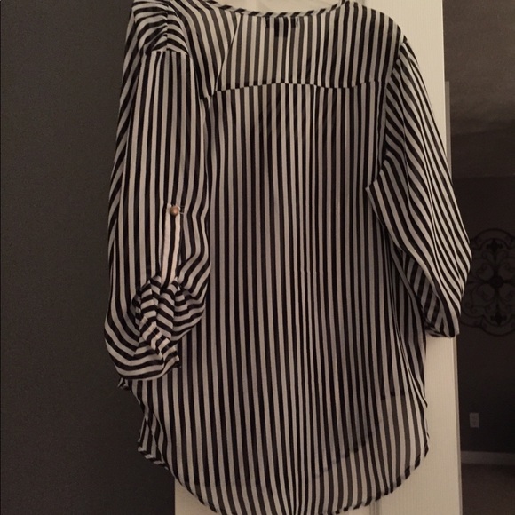 Black and white striped blouse - Picture 2 of 2